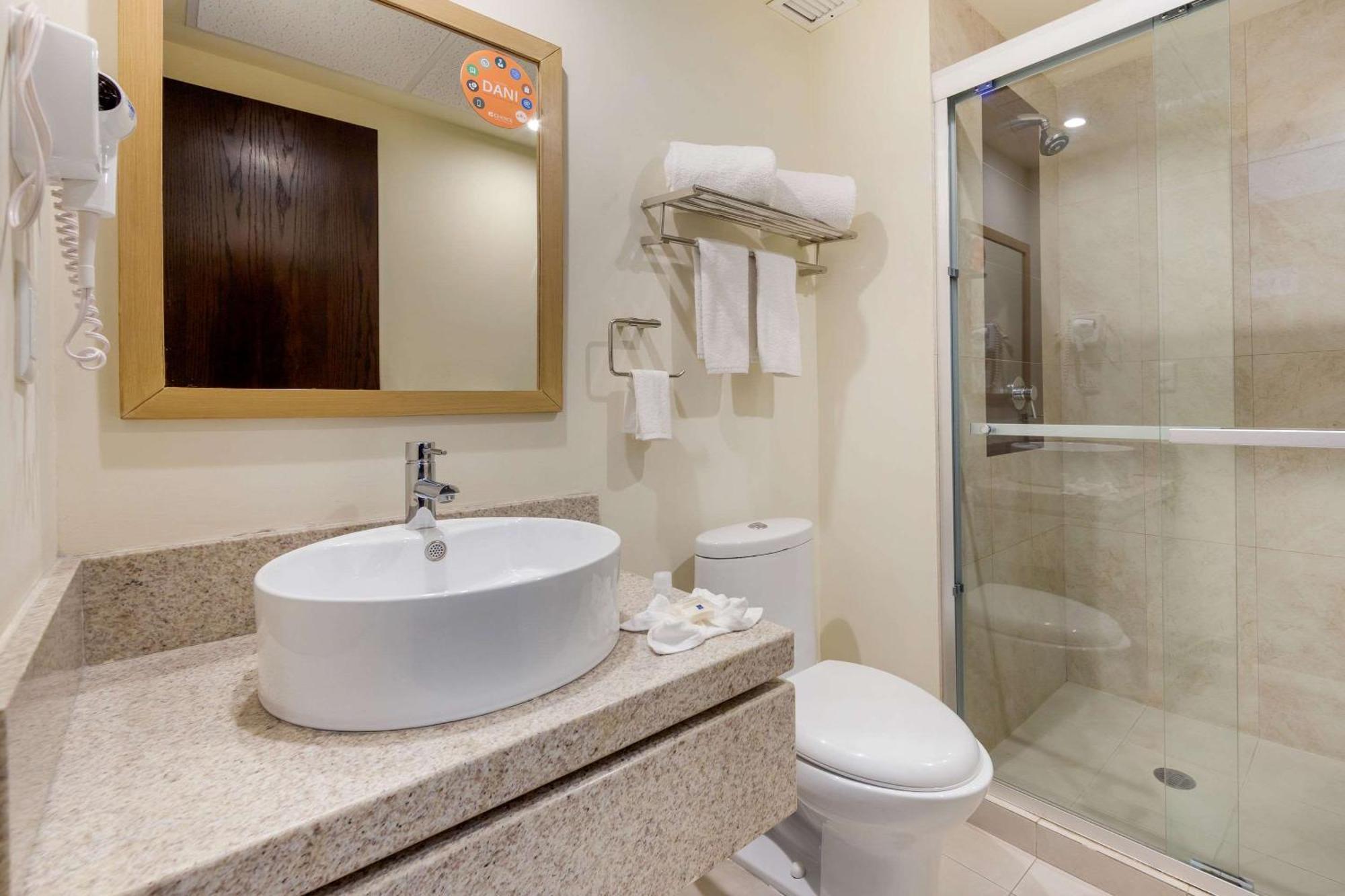 Sleep Inn Monterrey San Pedro Extérieur photo