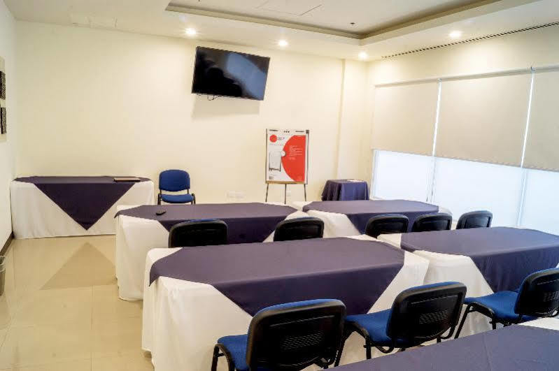 Sleep Inn Monterrey San Pedro Extérieur photo